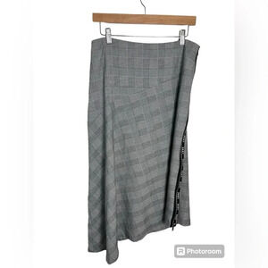 DKNY Long Asymmetrical Plaid white and black skirt size 8